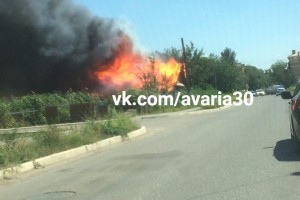На ул. Волжская сгорел заброшенный дом