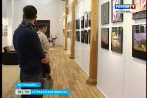 В "Цейхгаузе" Астраханского кремля открылась выставка "Грани"