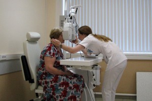 В Александро-Мариинской больнице расширяется спектр диагностики и лечения глазных заболеваний