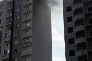 В Астрахани из-за загорания в электрощитовой эвакуированы жильцы 16-этажки