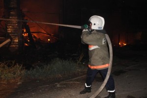 В Астраханской области при приготовлении пищи сгорел жилой дом