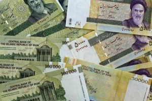 Иран переходит на новую денежную единицу – туман