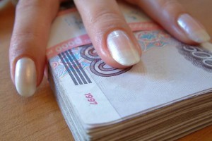 В Астрахани женщине-бухгалтеру грозит 10 лет колонии за присвоение денег