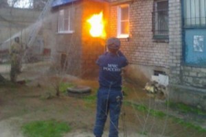 В Астрахани загорелся газопровод