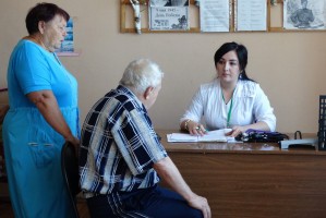 Жители сел Приволжского района побывали на приеме у специалистов Центра медицинской профилактики