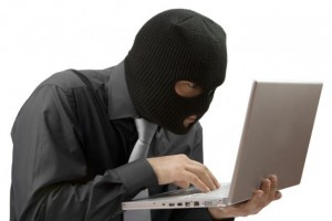 В Астрахани поймали интернет-мошенников, промышлявших на «Avitoru» и «Dromru»