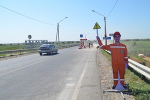 На трассе Астрахань-Махачкала появились роботы-регулировщики