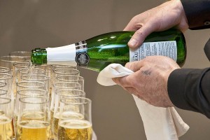 Астраханцы стали экономить на винах, шампанском и водке