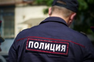Пьяный житель Астраханской области укусил за плечо сотрудника полиции