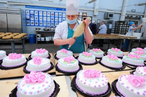 В России резко увеличилось потребление тортов и пирожных