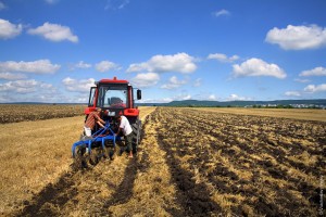 Астраханский фермер отказался платить за воду и получил 220 часов обязательных работ