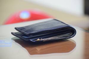 Астраханец разыскивал свой кошелек через соцсети и «нарвался» на мошенников