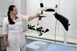 В офтальмологическом отделении АМОКБ новый хирургический микроскоп
