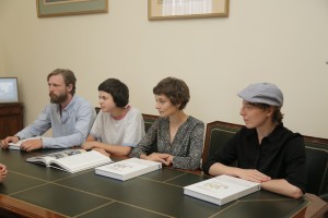Глава Астраханской области встретился с авторами сюрреалистического фильма о Хлебникове