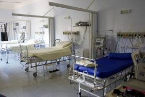Ученые: люди, попавшие в больницу в выходные, умирают чаще