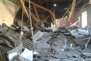 В центре детского образования в Астрахани рухнула крыша