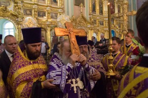 Святейший Патриарх Кирилл совершил всенощное бдение накануне Воздвижения в астраханском храме Казанской иконы Божией Матери