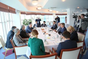 Александр Жилкин встретился с руководителями делегаций стран–участников Каспийского медиафорума