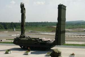 На вооружение российской армии поступили новейшие ракетные системы С-300В4