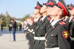 В Астрахани 50 курсантов суворовского военного училища дали торжественное обещание