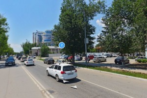 В Астрахани движение транспорта на Набережной Приволжского затона восстановлено