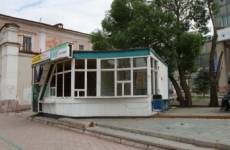 В Астраханской области по требованию прокуратуры прекращена незаконная торговая деятельность в водоохранной зоне