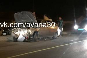 В Астрахани при столкновении легковушек пострадал водитель