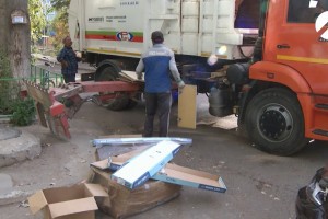 Астраханцев заставили платить за строительный мусор, которого нет