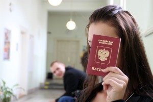 Молодые астраханцы смогут попасть на мероприятия «18+» только при предъявлении паспорта