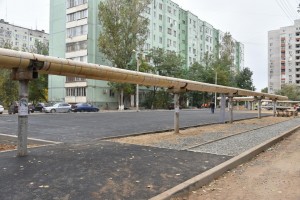 В Астрахани идёт ремонт двора для шести домов на улице Звёздной