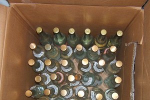 В Астраханскую область не впустили более трёх тысяч бутылок пива и водки без документов