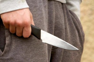 Житель Петербурга около 40 раз ударил ножом своего подчинённого из Астраханской области