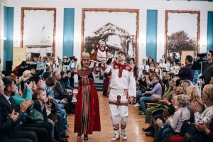 В Астрахани выбрали лучший национальный костюм