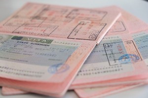 Россияне теперь могут получить визу во Францию за два дня