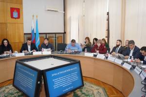 Астраханские депутаты обсудили проблемы реализации местной продукции