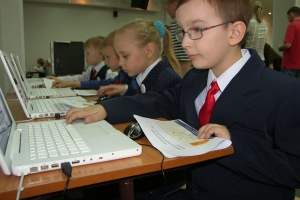 Для школьников Астрахани отфильтруют интернет