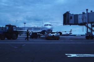 Самолет из Астрахани не смог приземлиться в Москве из-за тумана