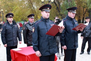 В день образования МВД в Астрахани приняли присягу 80 молодых полицейских