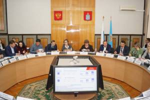 Астраханским бюджетникам поднимут зарплату