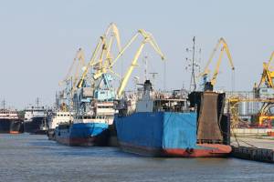 Астраханским портам предложено развиваться