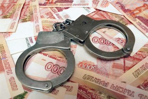В Астрахани за взятки осудили сотрудницу министерства экономического развития