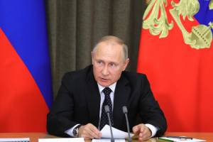 Путин ответил на вопрос об участии в выборах