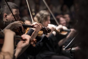 Астраханцев приглашают на трансляцию концерта Государственного оркестра России