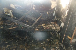 В Астраханской области при пожаре в заброшенном здании пострадал человек