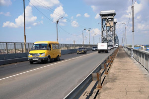 На Старом мосту в Астрахани на два часа ограничивают движение