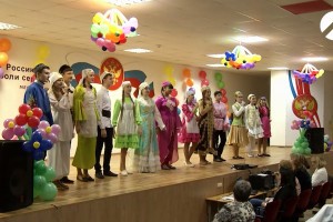 В астраханской школе №28 прошёл этнокультурный фестиваль «Венок Каспия»
