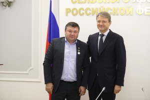 Астраханского министра сельского хозяйства наградили медалью