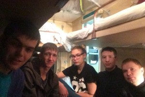 Астраханские студенты спасли пассажира поезда от эпилептического припадка