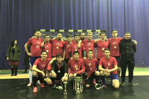 Команда врачей Александро-Мариинской больницы стала победителем чемпионата по мини-футболу