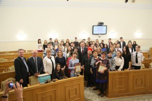 В Астрахани чествовали победителей конкурсов по повышению правовой культуры избирателей
